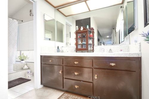 12542 Spring Valley Pkwy, Victorville CA  92395 exterior