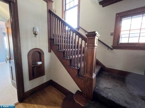 2109 4th Ave, Hibbing MN  55746-1517 exterior