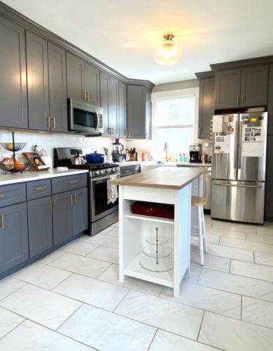 1374 Breda Ave, Saint Paul, MN 55108-2603