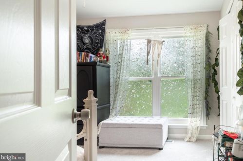 5 Yucca Dr, Fredericksburg VA  22405-6323 exterior