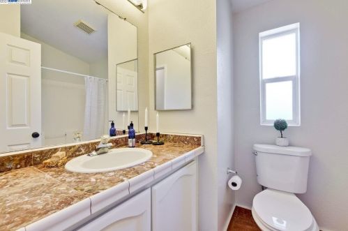 503 Willow Ave, Hayward CA  94541-2424 exterior