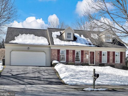 432 Buchanan Dr, Ephrata, PA 17522-9614