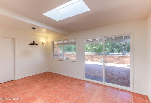 175 Calle Del Diablo, Green Valley AZ 85614-3211 exterior