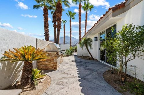 56625 Riviera, La Quinta CA  92253-5014 exterior