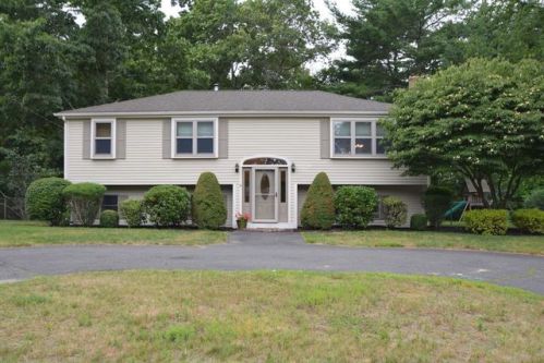 9 Bell Dr, Whitman, MA 02382-2354