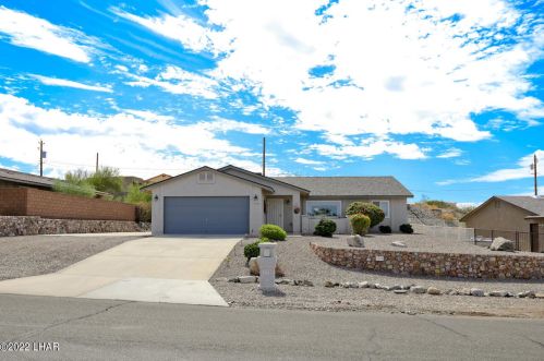 3378 Sheik Dr, Lake Havasu City, AZ 86404-1571