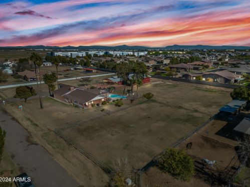 3151 Eagle Dr, Chandler, AZ 85286-2256