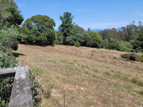 3431 Burnside Rd, Sebastopol CA  95472-9139 exterior