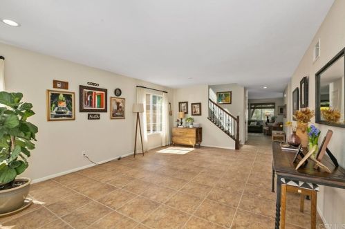 4310 Meadow Spring Way, Oceanside CA 92057-6536 exterior