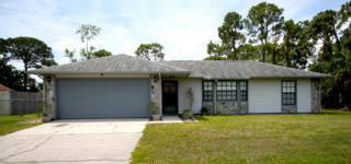 5157 Jamaica Rd, Cocoa, FL 32927-9056