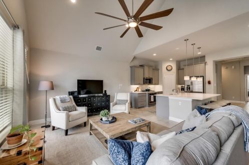 4152 Riverside Dr, Lewisville TX  75028 exterior
