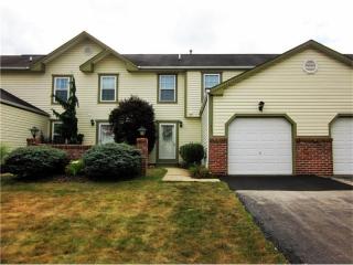 1430 Yorktown Dr, Lawrence, PA 15055-1033