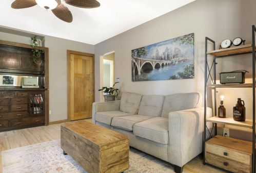 4030 7th St, Minneapolis MN  55421-2801 exterior