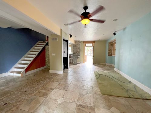 428 Park Rd, Ambridge, PA 15003-2527
