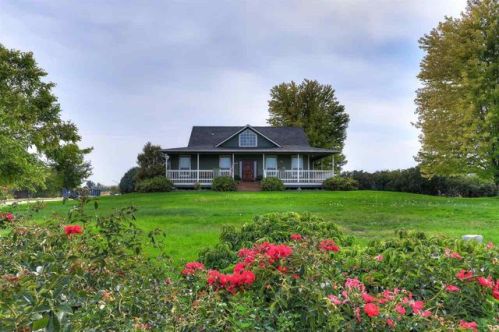 2211 Schreiner Ln, Star, ID 83669-5168