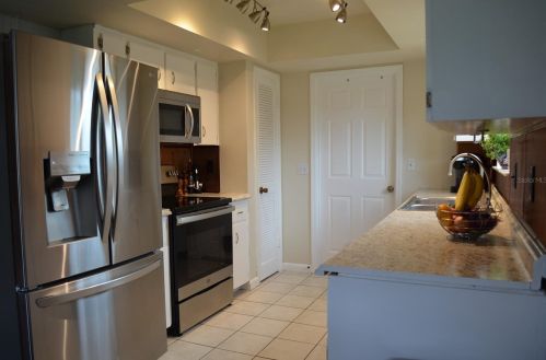 1880 Fayetteville Ave, Deltona FL  32725-3626 exterior