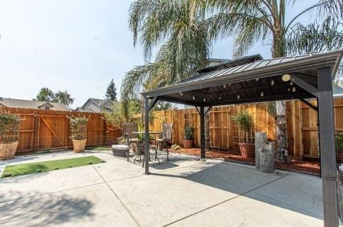 5507 Squire Wells Way, Riverbank CA  95367-9519 exterior