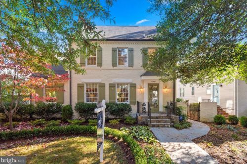 4907 46th St, Washington, DC 20016-4001