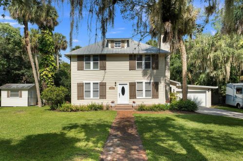 4911 Magnolia Ave, Fort Pierce, FL 34982-4138