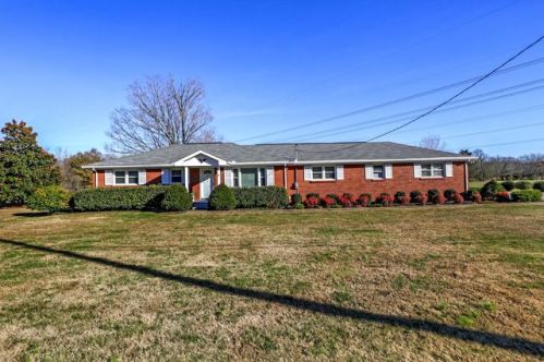 3176 Hobson Pike, Hermitage, TN 37076-4029