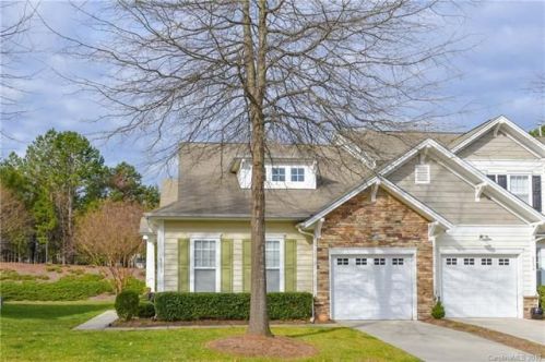 8535 Brookings Dr, Charlotte, NC 28269-6245