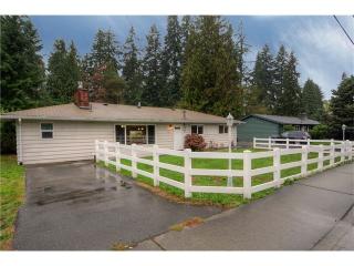 11706 35th Ave, Everett WA  98208-5304 exterior