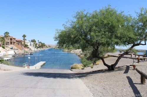 1150 Camino Cv, Bullhead City AZ  86442-4300 exterior