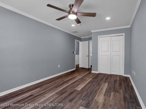 2 Taylor Ct, Lakewood NJ  08701-7317 exterior