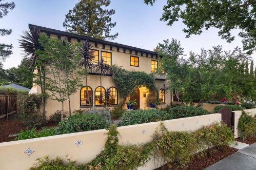 2101 Middlefield Rd, Palo Alto, CA 94301-4023