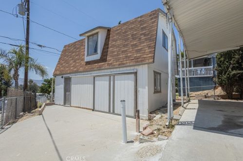 32791 Lakeview Ter, Lake Elsinore CA  92530-4640 exterior