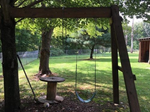 2376 Lake Rd, Hermitage PA  16150-3030 exterior