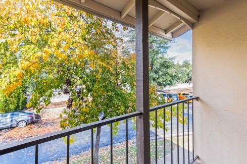 2232 Baywater Ln, Rancho Cordova CA  95670-4256 exterior