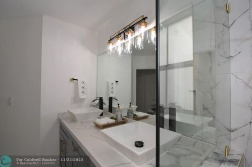 20826 21 St, Hollywood FL 33029-2334 exterior