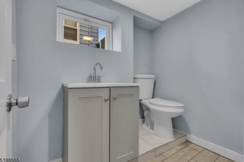 701 Linden Ave, Rahway NJ  07065-3624 exterior