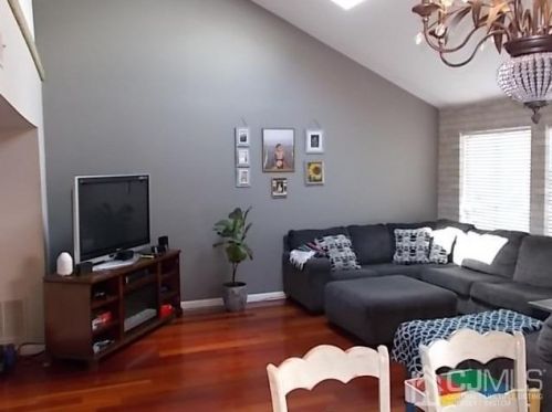 26 Front Ct, Old Bridge NJ  08857-1942 exterior