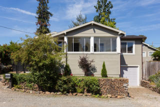 6809 Hillmont Dr, Oakland, CA 94605-2250