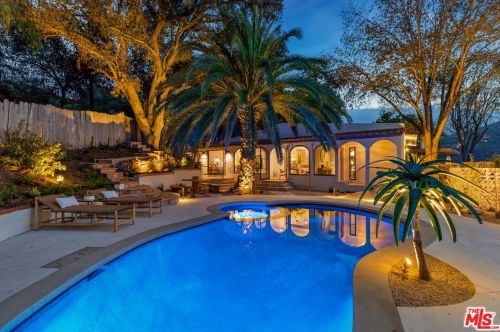 328 Poquito Ln, Topanga CA  90290-3547 exterior