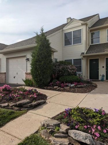 109 Lindfield Cir, Macungie, PA 18062-1184