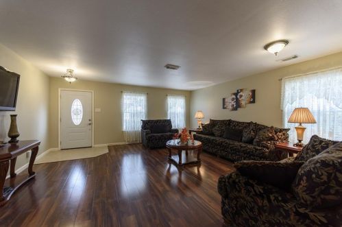 3213 Wild Turkey Ln, Pearland, TX 77581-4665
