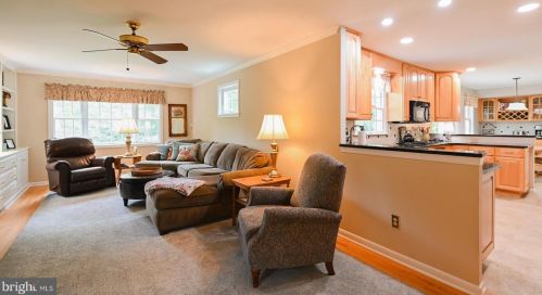 112 Shady Ln, Lansdale PA  19446-1415 exterior