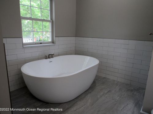 2078 Benjamin Cir, Belmar NJ 07719-9654 exterior