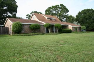 102 Greenway St, Lake Charles LA  70605-6822 exterior