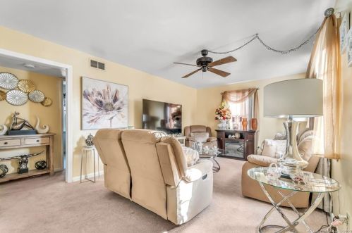 234 Pilgrim Pl, Bridgeport CT  06610-1340 exterior