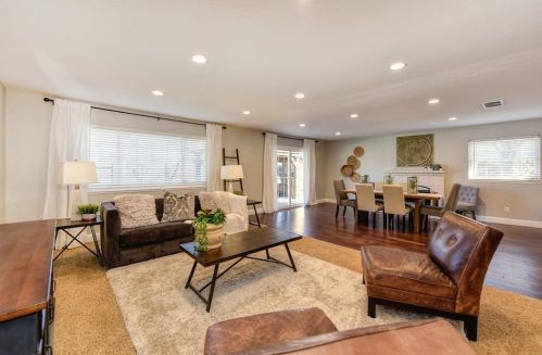 130 Remington Dr, Folsom CA  95630-4824 exterior