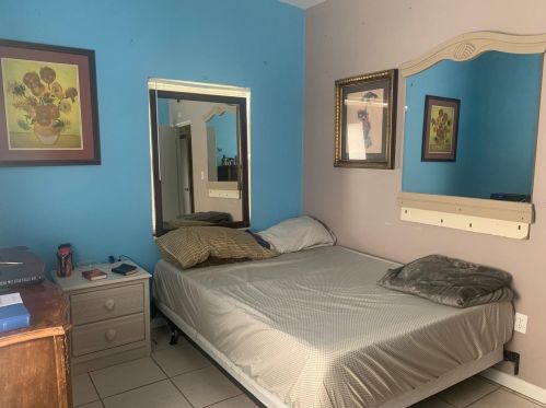 927 Hacienda Ct, Orlando FL  32808-7019 exterior