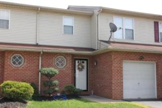 96 Freedom Ter, Easton, PA 18045-7442