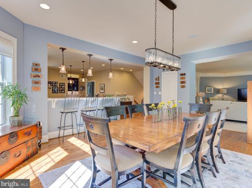 20500 Stone Fox Ct, Leesburg VA 20175-7223 exterior