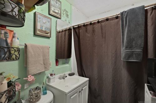 1433 Coolidge Ave, National City CA  91950-4421 exterior