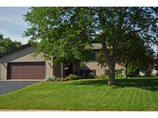 1124 Westbury Cir, Saint Paul, MN 55123-1462
