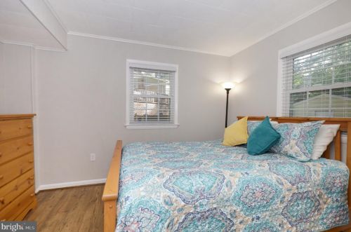 6610 Jenny Dee Pl, Springfield VA exterior